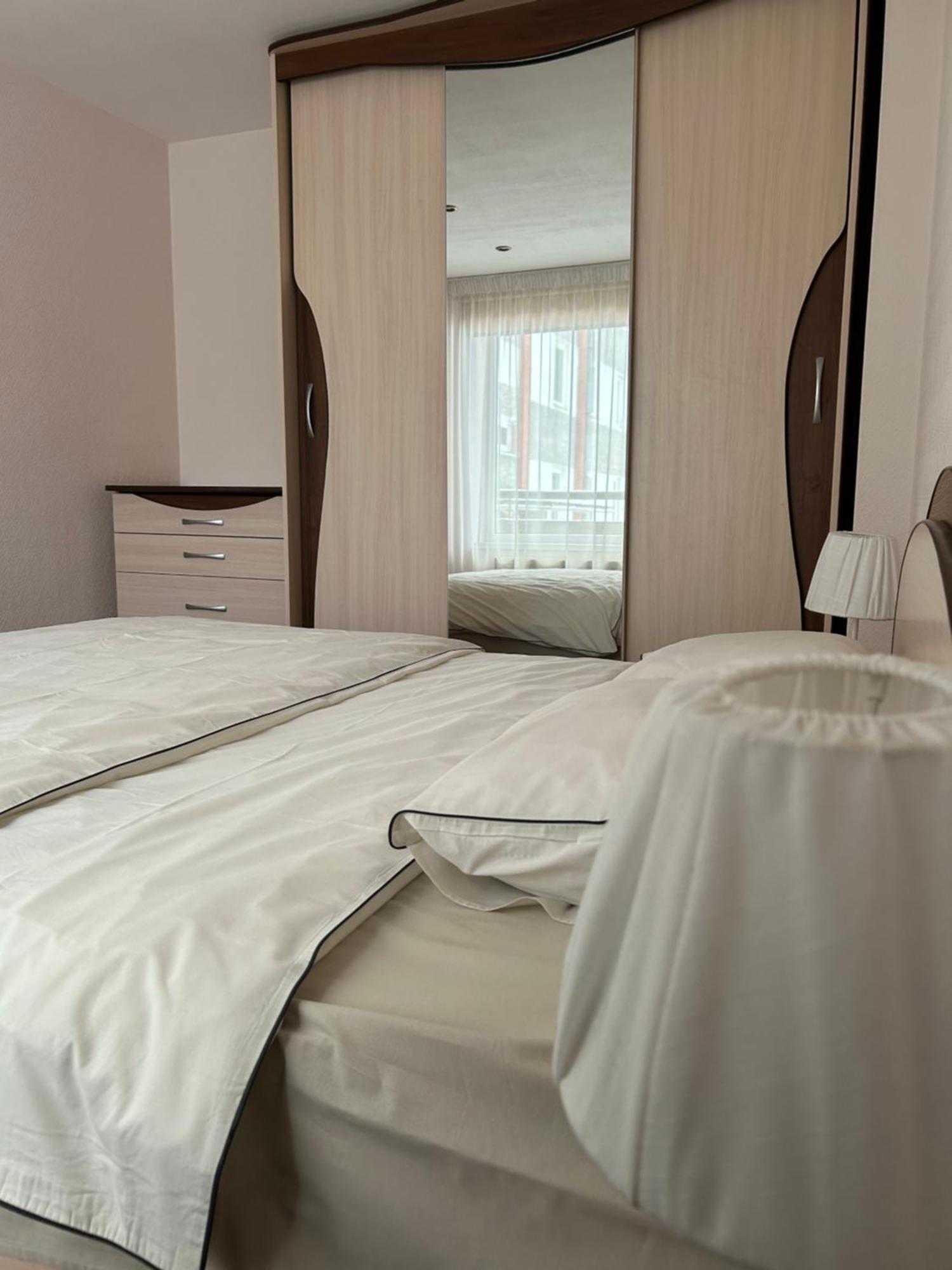 Apartamenti Bulvaris Alūksne Exteriör bild