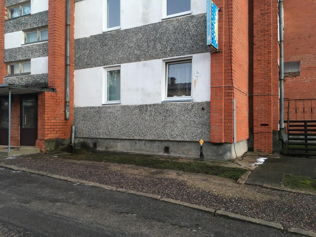 Apartamenti Bulvaris Alūksne Exteriör bild